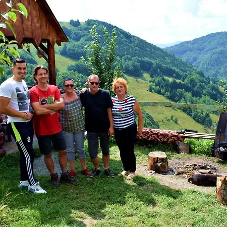 Lodge Cabana Pin 1000m Lupsa